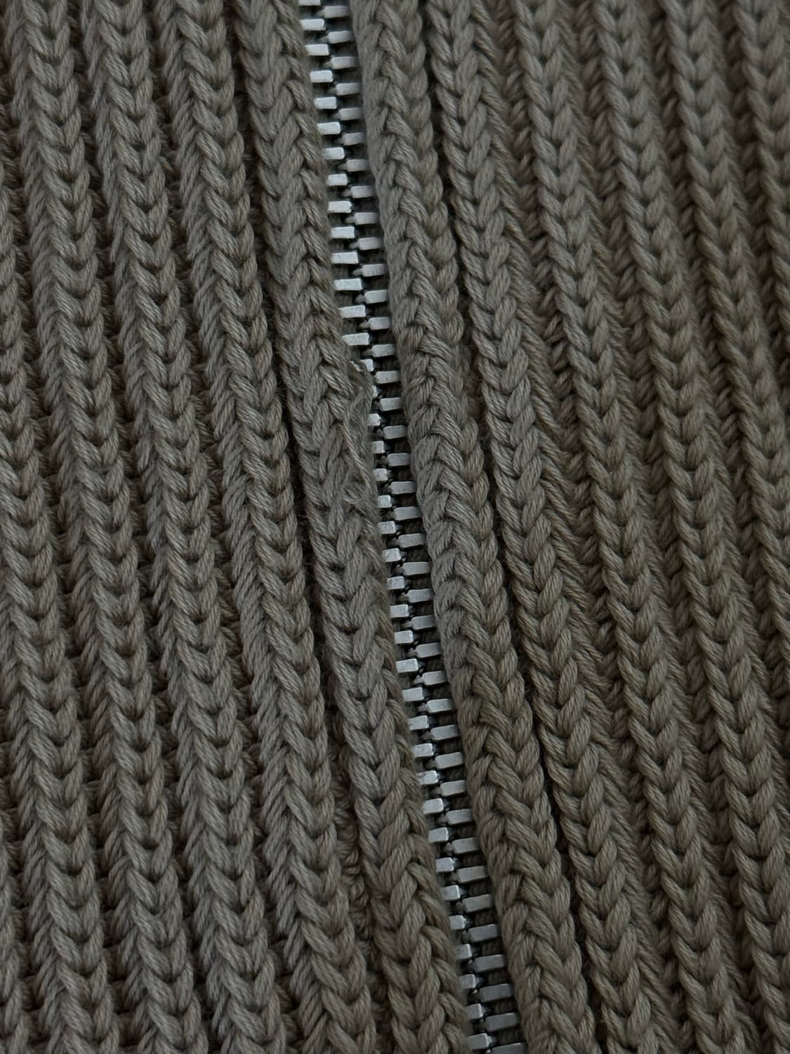 메종 마르지엘라 리브 집업 니트 하이넥 가디건 (S) 베이지 상품이미지9