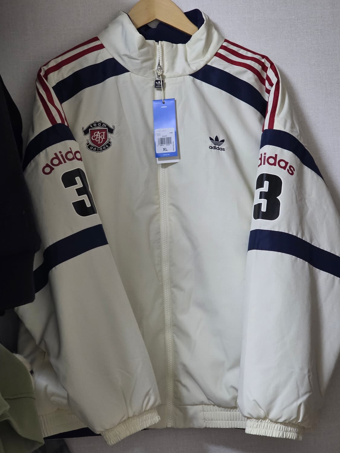 아디다스 팀 리버시블 패디드 자켓 크림 화이트 상품이미지3