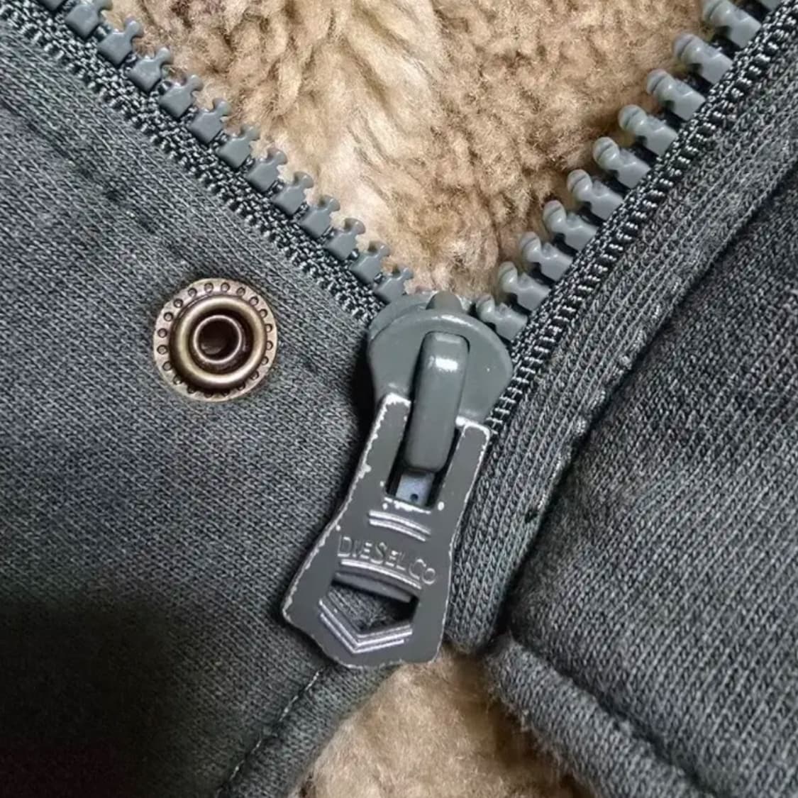 디젤 00‘s 아카이브 헤비보아 후드집업 카키 상품이미지6