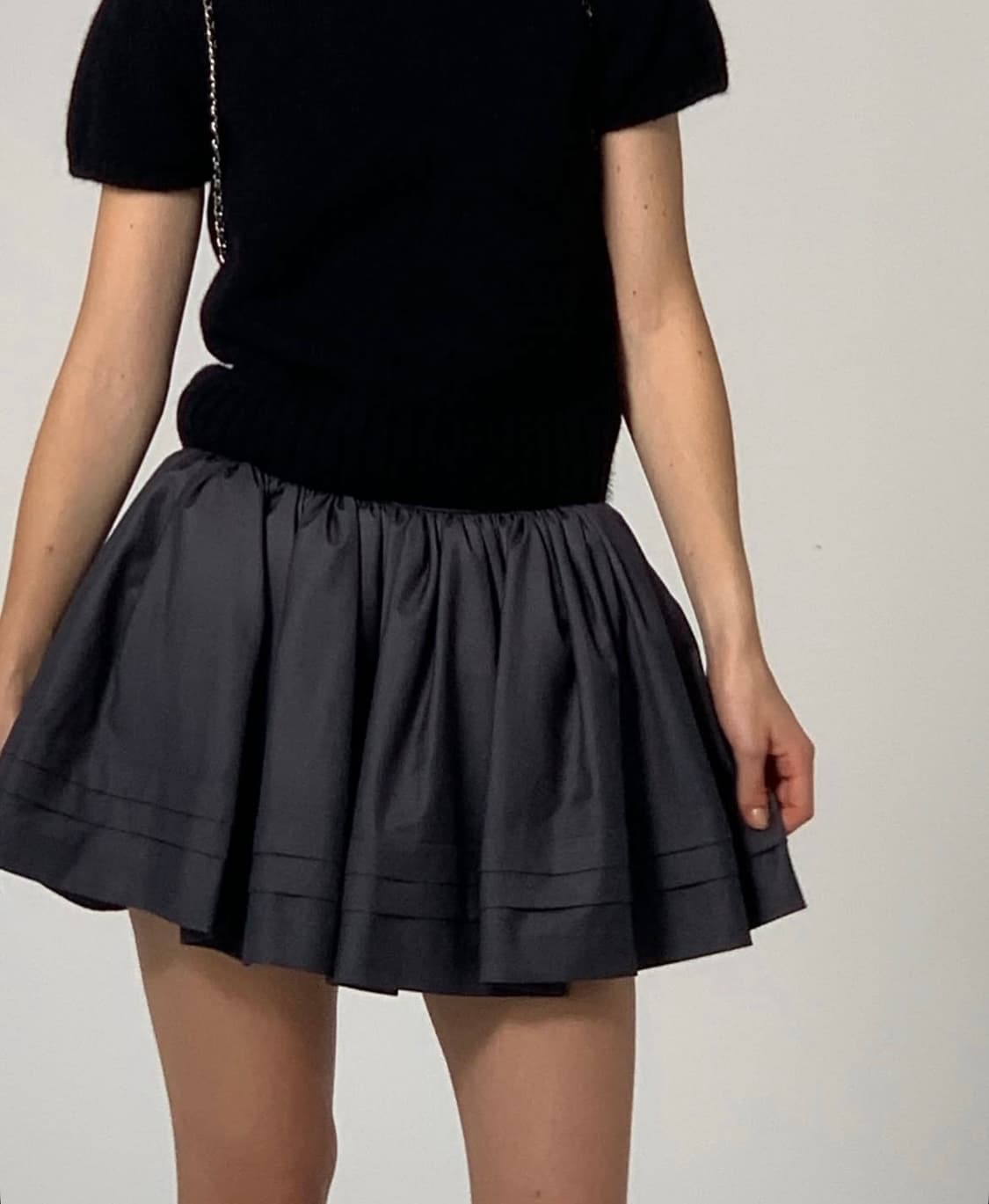더바넷 Grey pleated tiered mini skirt [M] 상품이미지1
