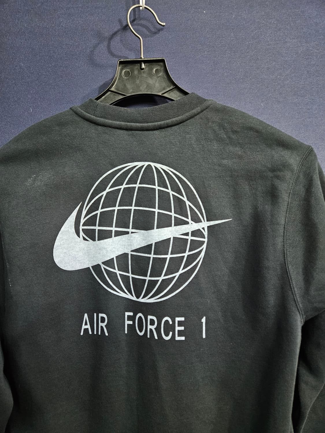 나이키 프린팅 블랙차콜 남성 95 기모 맨투맨  상품이미지8