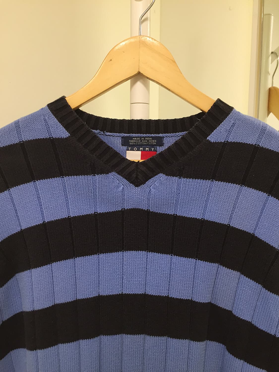 여성 타미 스트라이프 브이넥 니트 100 상품이미지4