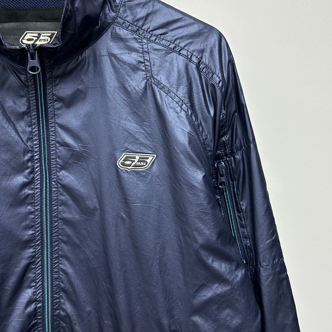 디젤 55dsl 로고 나일론 바람막이 블루종 자켓 상품이미지3