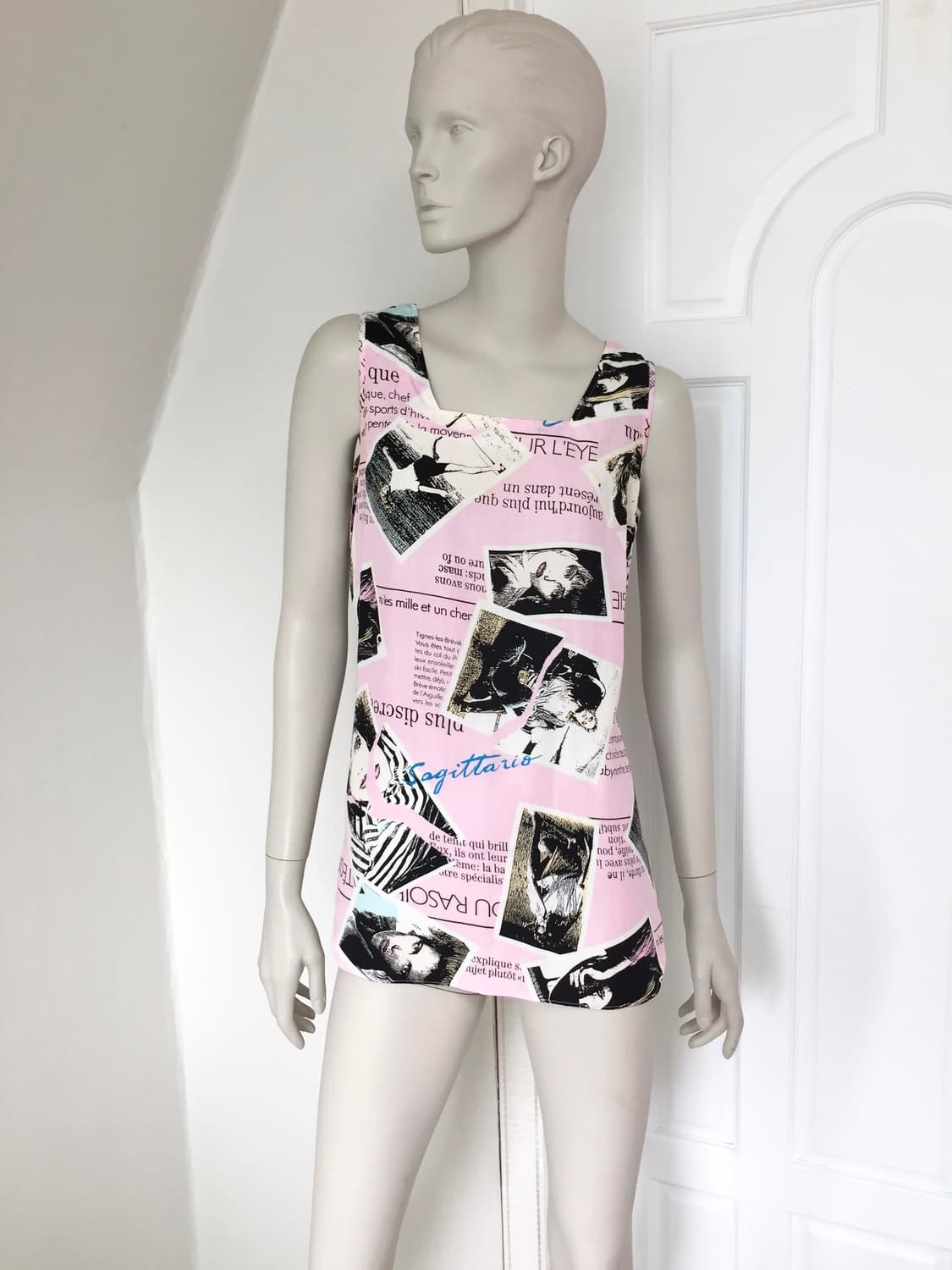 Vintage  Photo Illustration  Sleeveless  상품이미지4