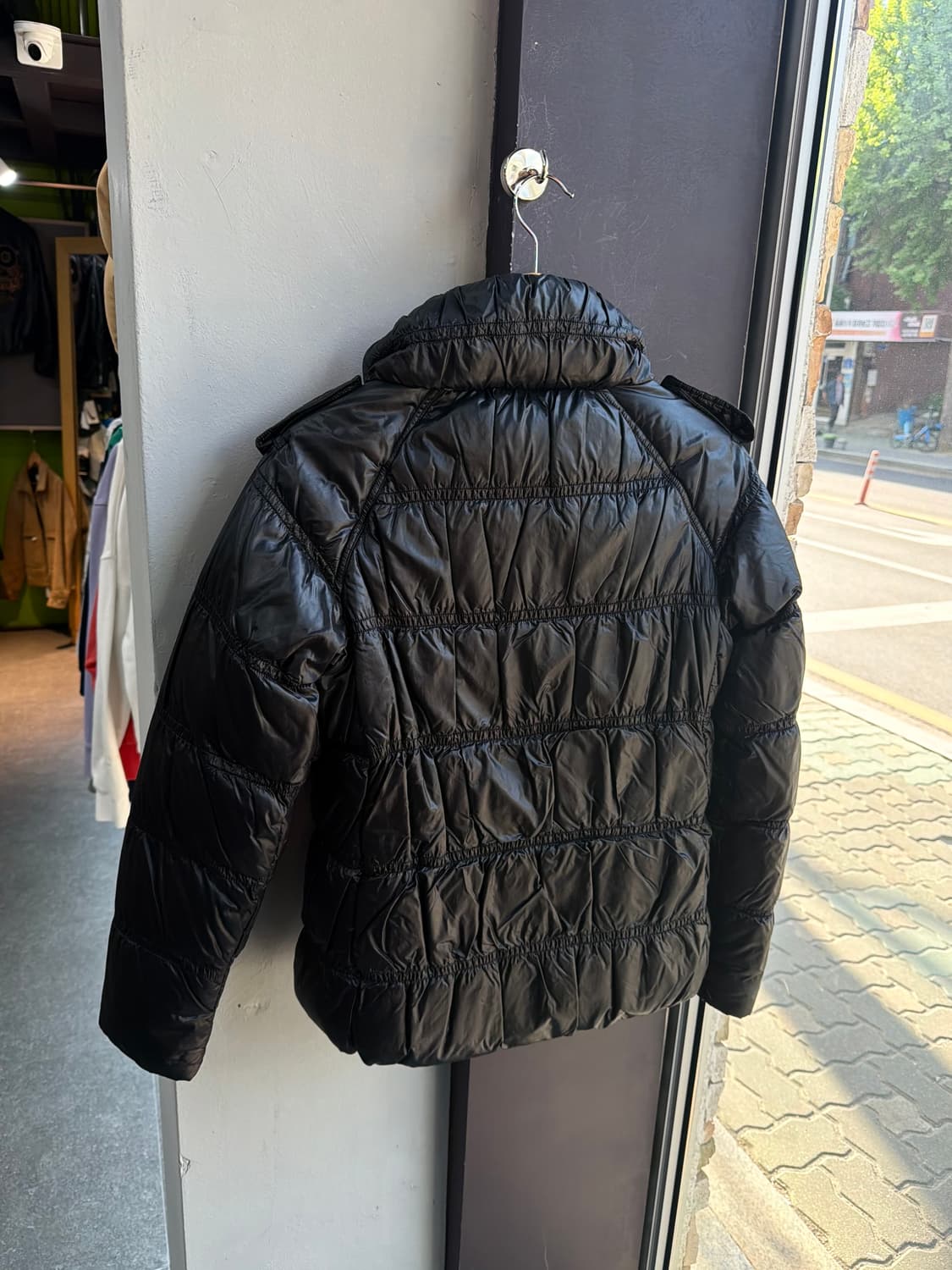 S/ 버버리 셔링 견장 구스다운 패딩점퍼 상품이미지7