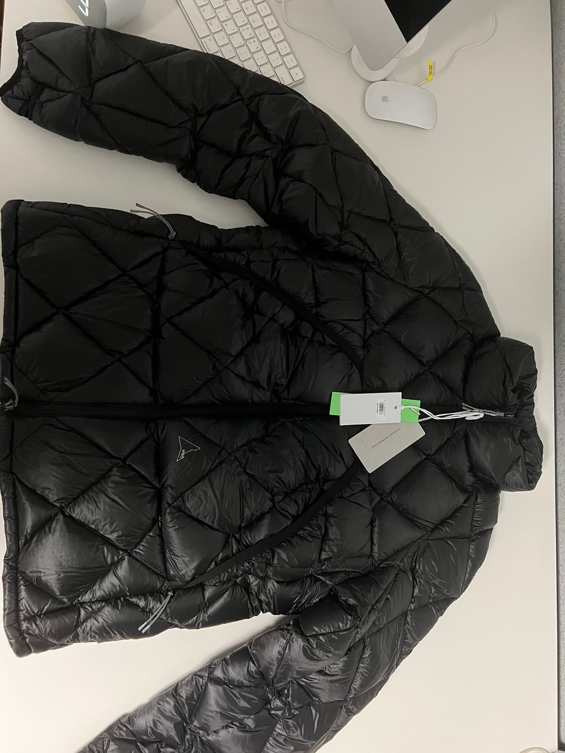 Roa 로아 하이킹 라이트 다운 패딩 상품이미지4