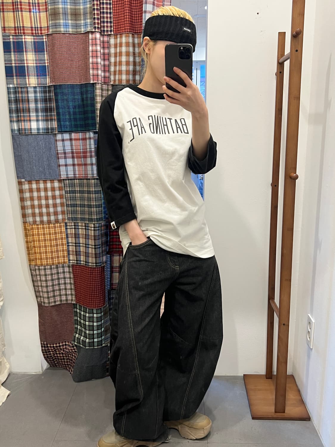 베이프 블랙앤화이트 숏 슬리브 상품이미지4