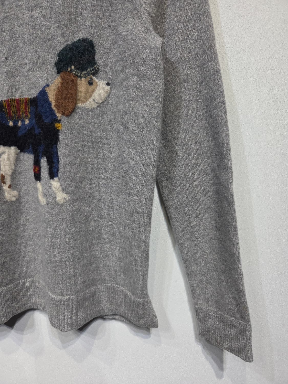 HAZZYS 헤지스 시그니처 강아지 자수 울 캐시미어 니트 상품이미지5