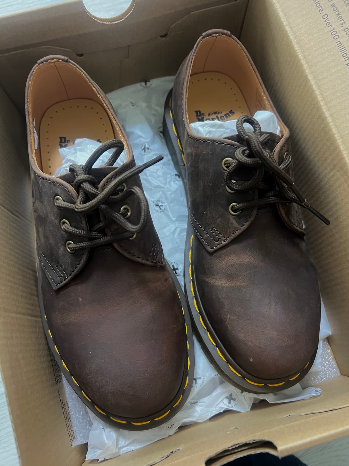 닥터마틴 1461 크레이지 홀스 레더 부츠 다크 브라운 상품이미지1