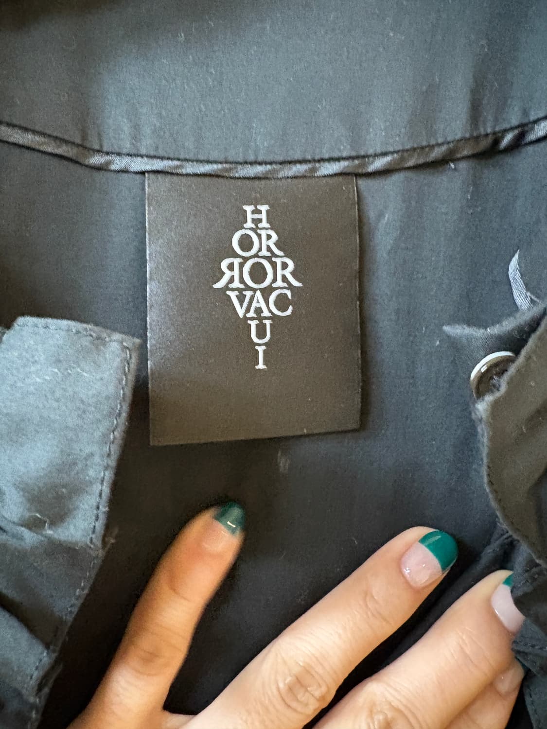 Horror vacui 호러 바쿠이 프릴 블라우스 상품이미지4