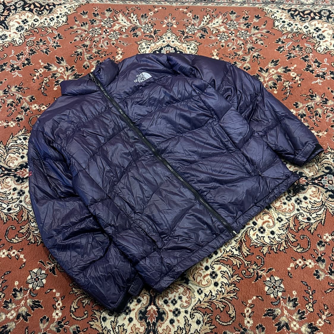 노스페이스 아콘카구아 경량패딩 (L-XL) 퍼플 상품이미지2