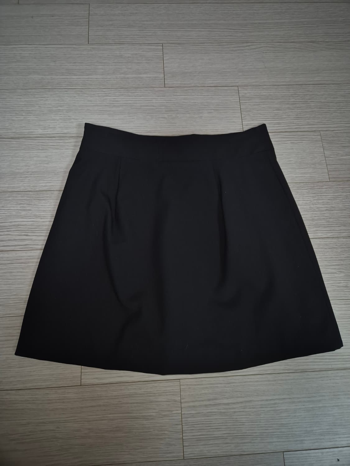 무신사 스탠다드 우먼 우먼즈 슬릿 미니 스코츠 상품이미지3