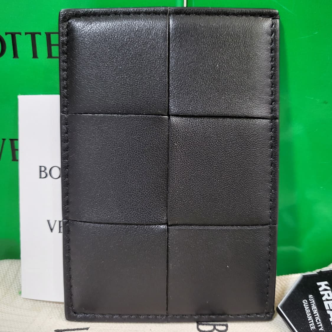[신형/1회착용] 보테가베네타 맥시 카세트 카드홀더 사이즈 상품이미지1
