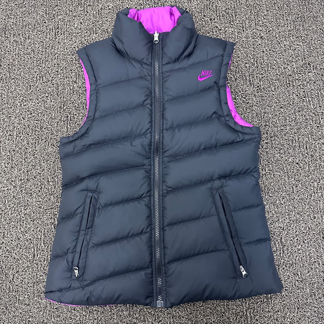 NIKE 나이키 여성 덕다운 양면 패딩 조끼 S 상품이미지1