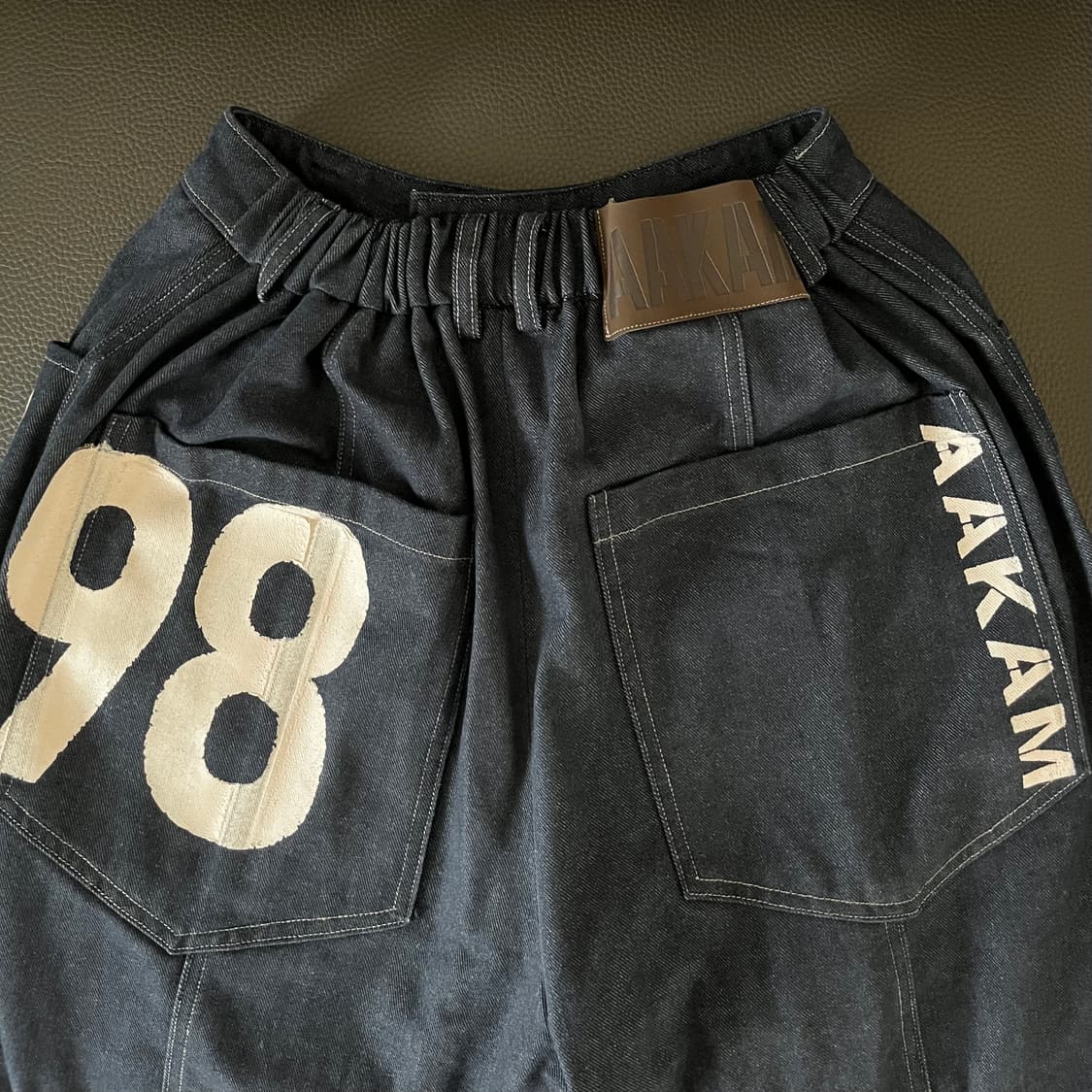 아캄 98 Printed Knee Pin-tuck Denim Pants 상품이미지2