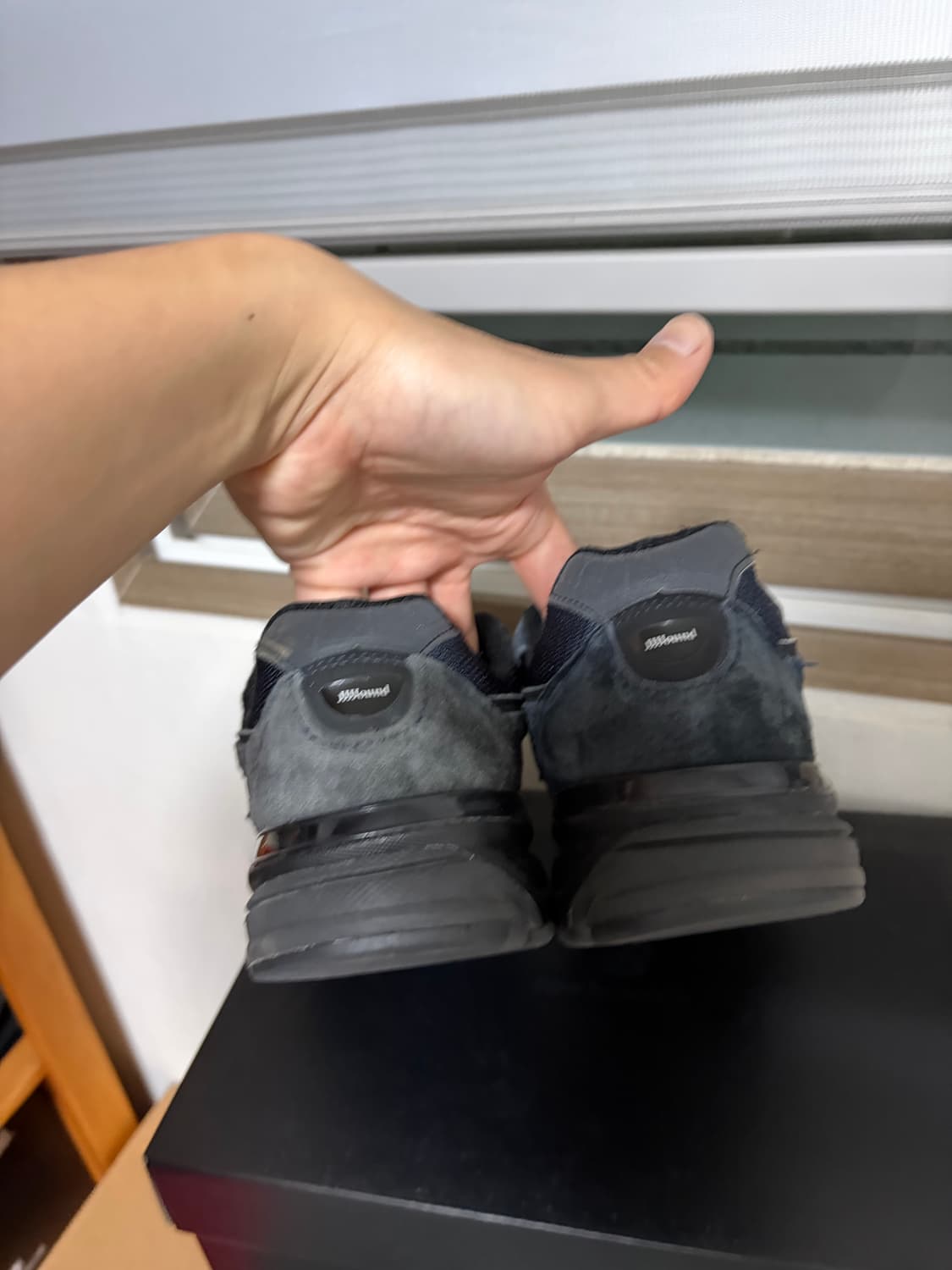 뉴발란스 자운드 JJJJOUND 990V4 네이비 275 상품이미지5