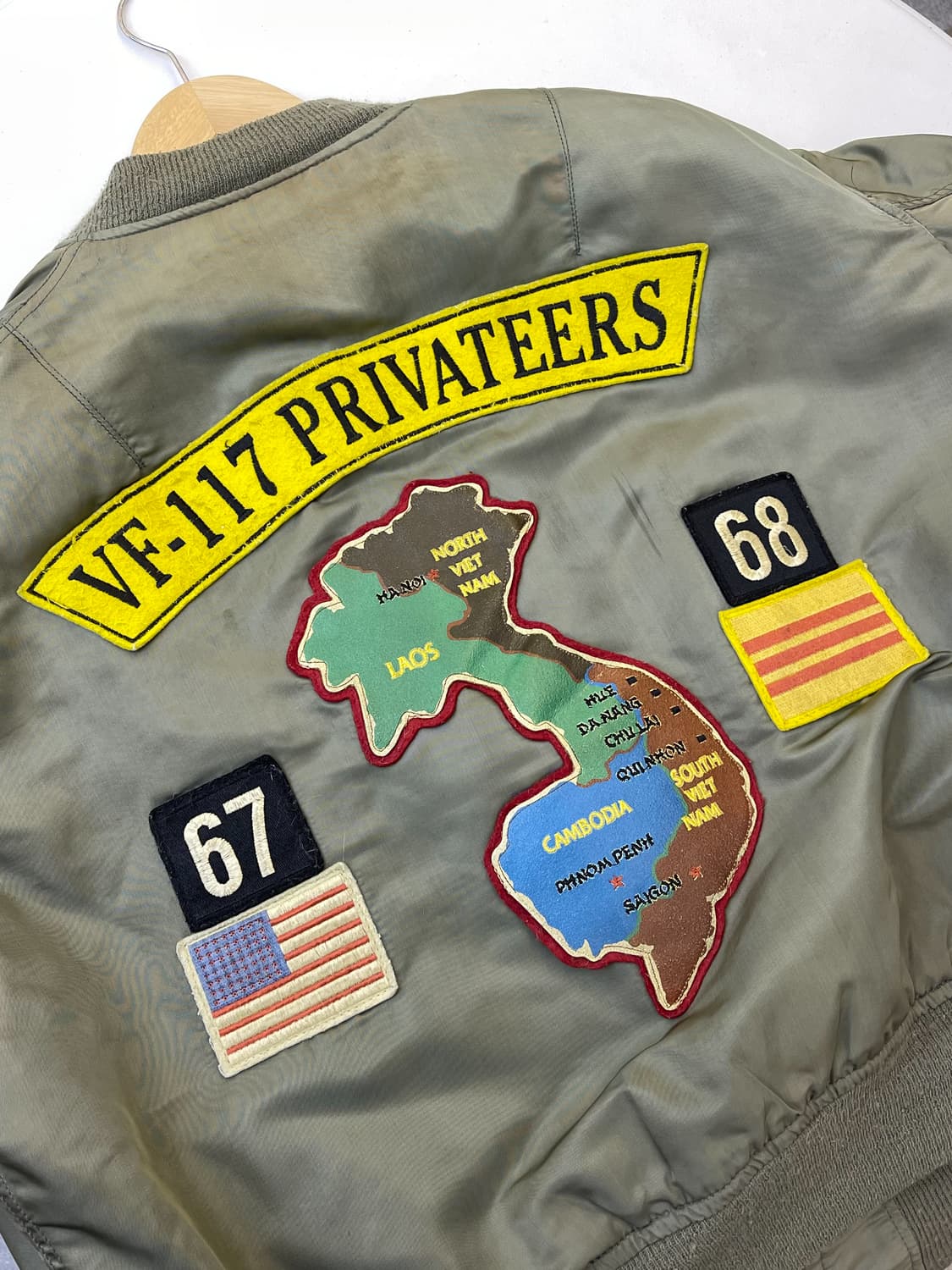 아비렉스 90s VF-117 프라이배티어스 Ma-1 자켓 상품이미지5