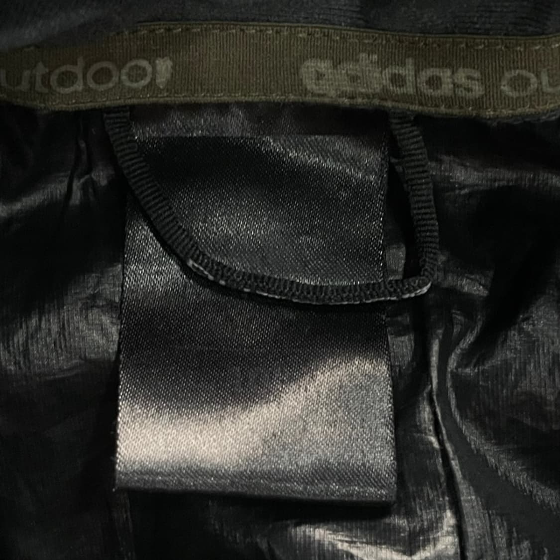 100 아디다스 경량패딩 상품이미지3