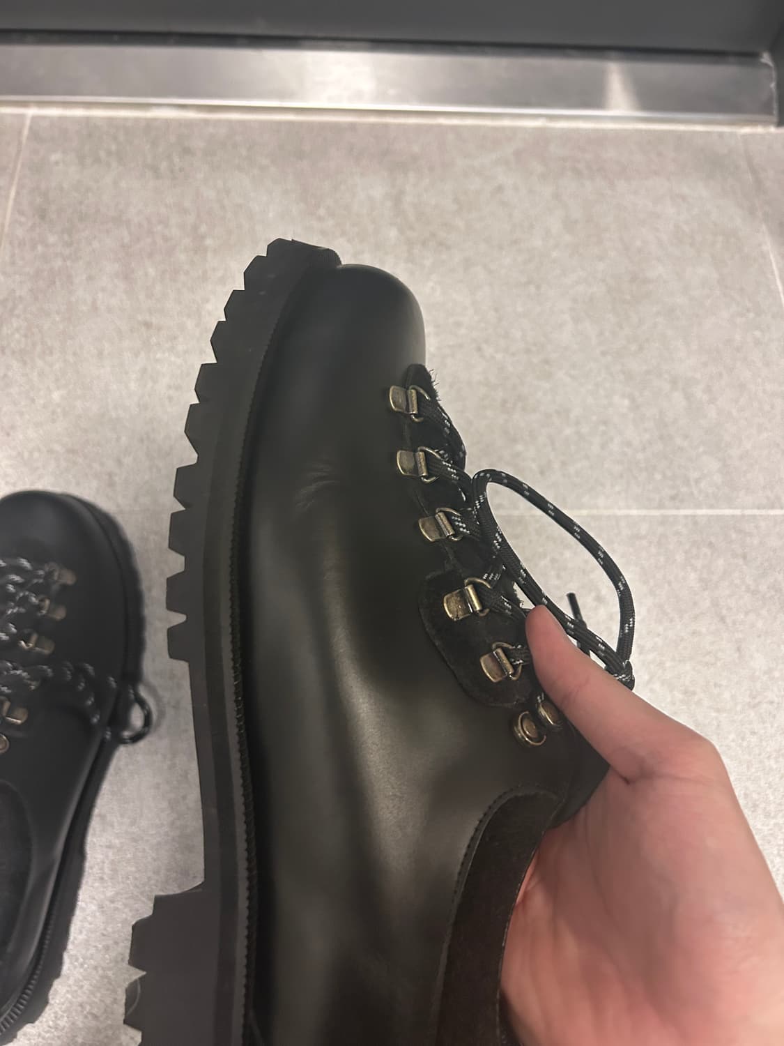 로맨틱무브 오트 마운틴 슈즈R24M018(오일 블랙) 상품이미지3