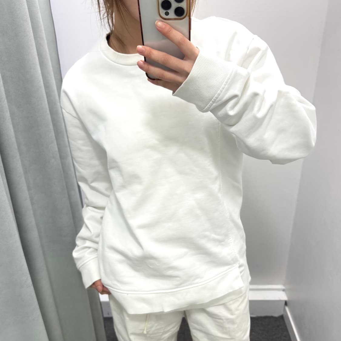 솔리드옴므 사이드지퍼 화이트 스웻셔츠 상품이미지2