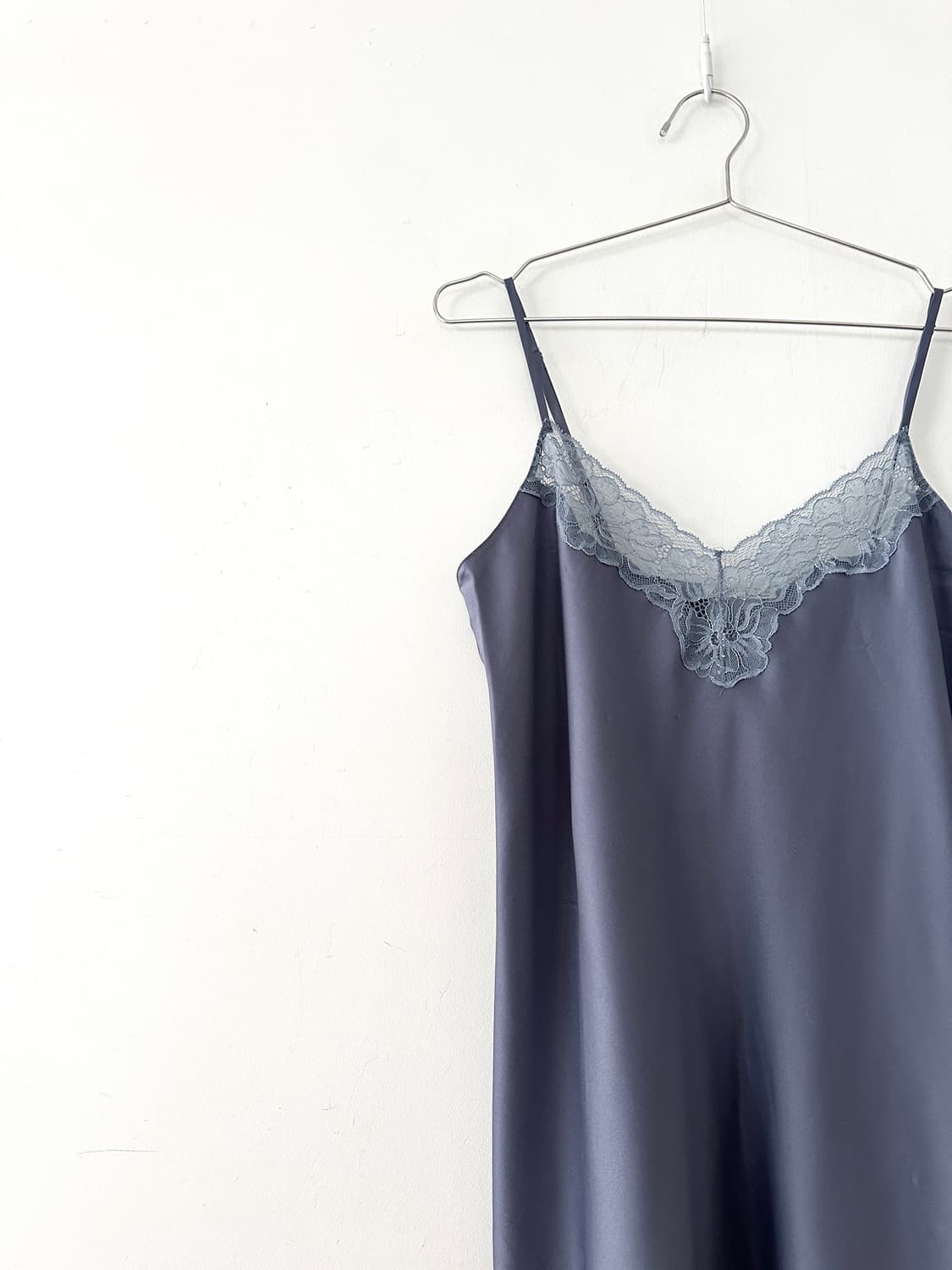 Feminine slip sleeveless / serenity 상품이미지2