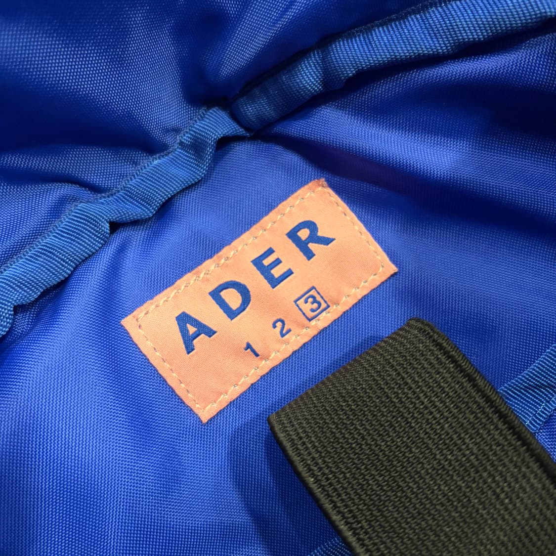 아더에러 오버사이즈 블랙 백팩 상품이미지7