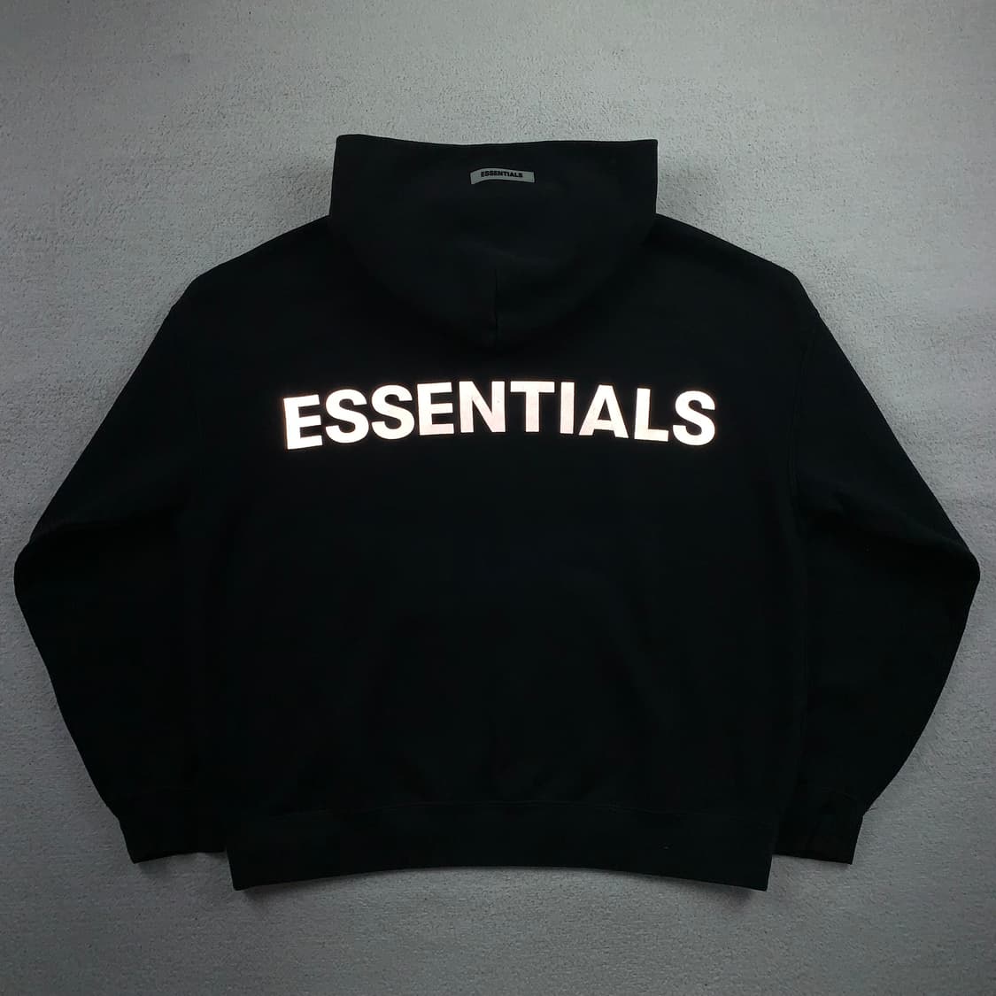 피어오브갓 에센셜 스카치 빅로고 블랙 후드티 상품이미지3