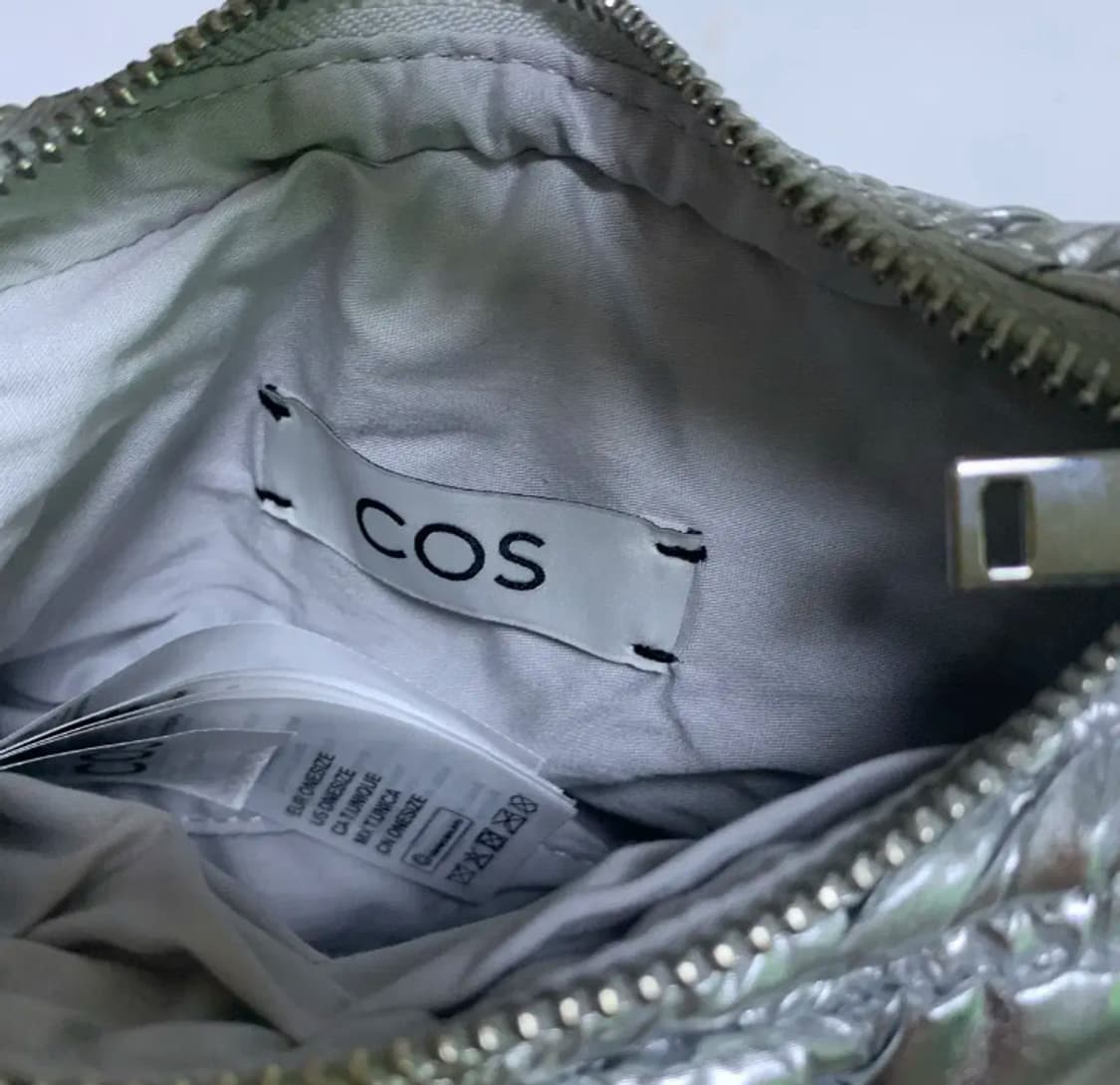 COS 코스 퀼티드 마이크로백 실버 상품이미지2