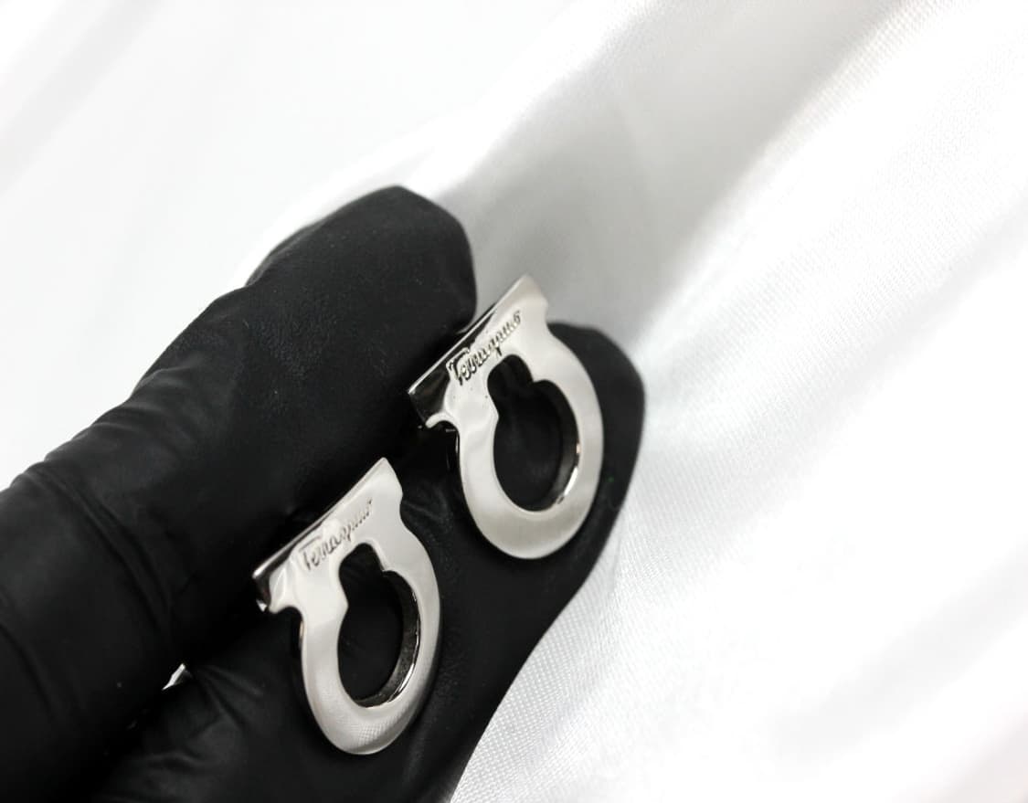 페라가모 A-등급 간치니 유광 남자 명품 커프스 상품이미지8