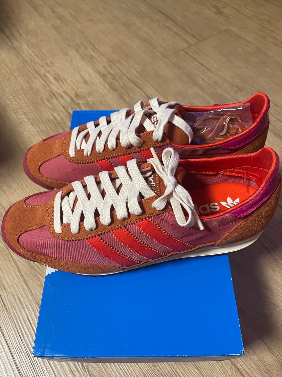 아디다스 웨일즈보너 sl72 (270) 상품이미지1