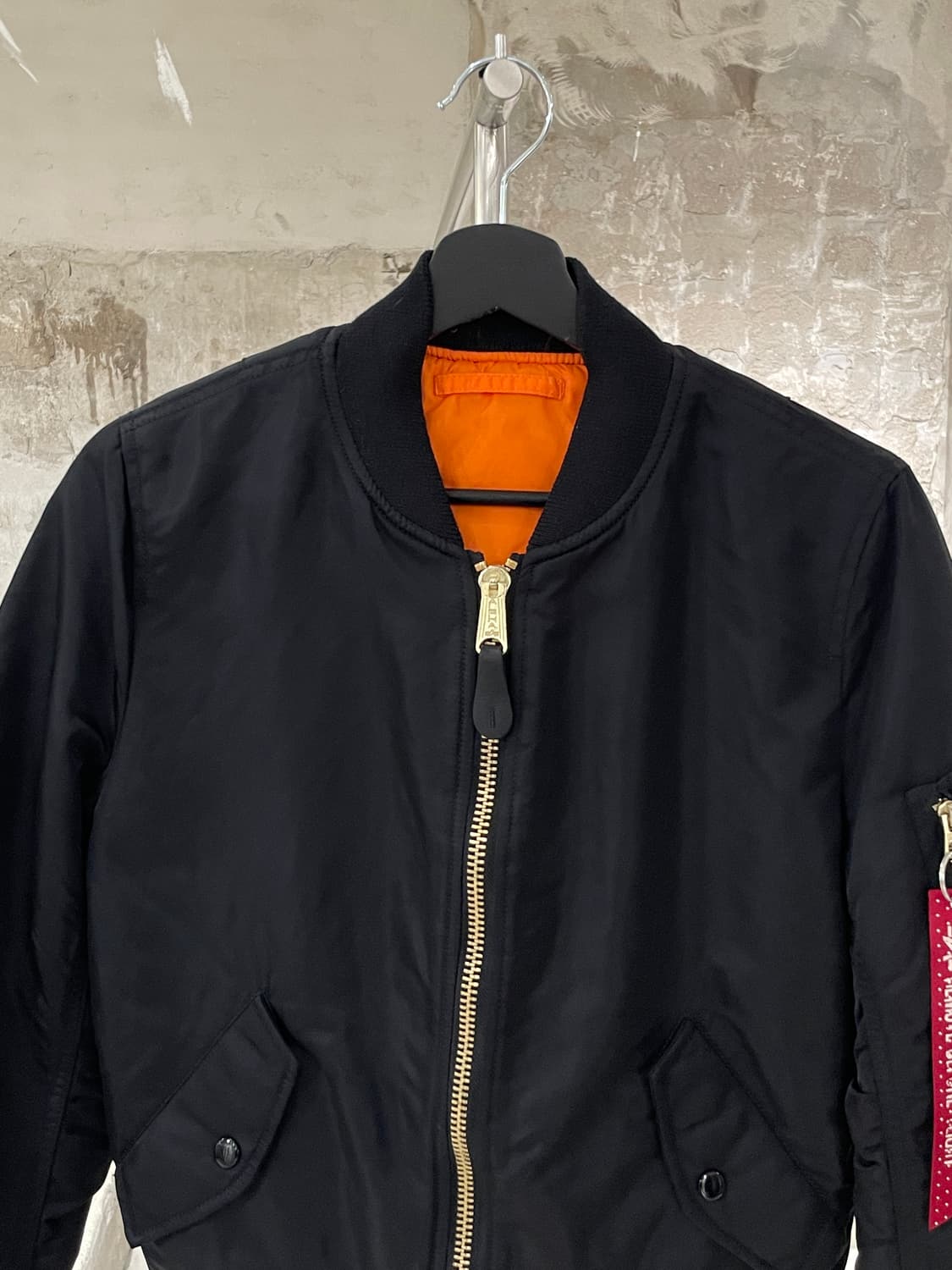 알파 인더스트리 블랙 ma-1 플라이트 리버시블 자켓 상품이미지2