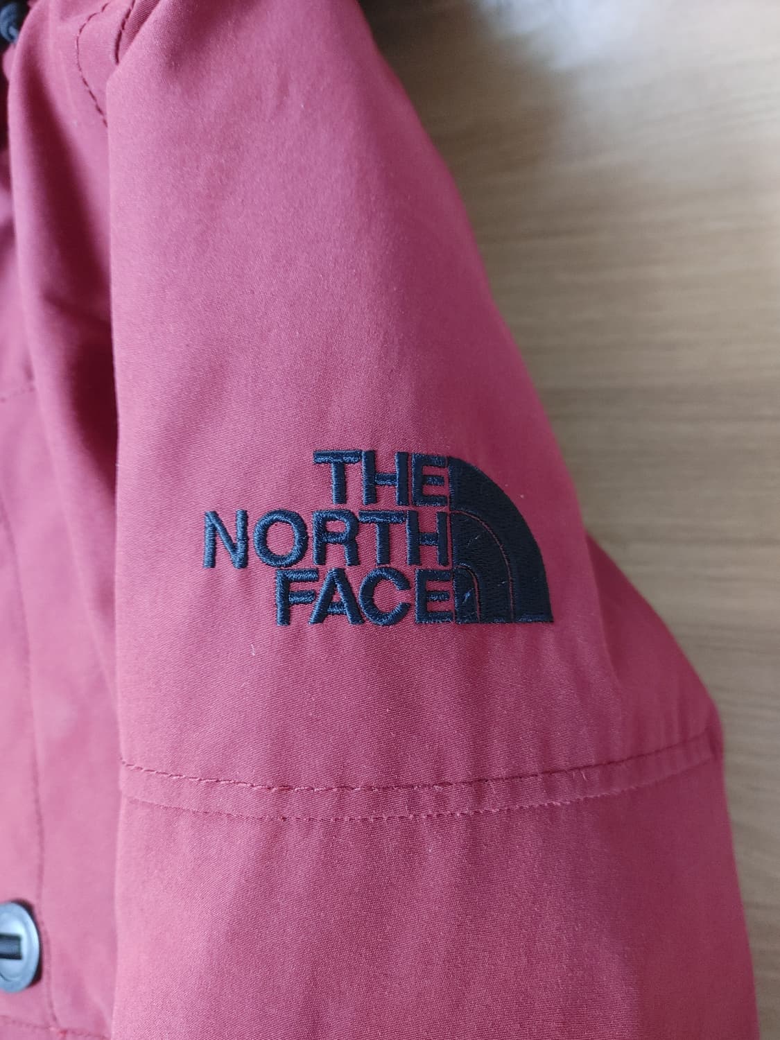 THE NORTH FACE 노스페이스 여성 거위털 폴리퍼 후드패딩점퍼 상품이미지4