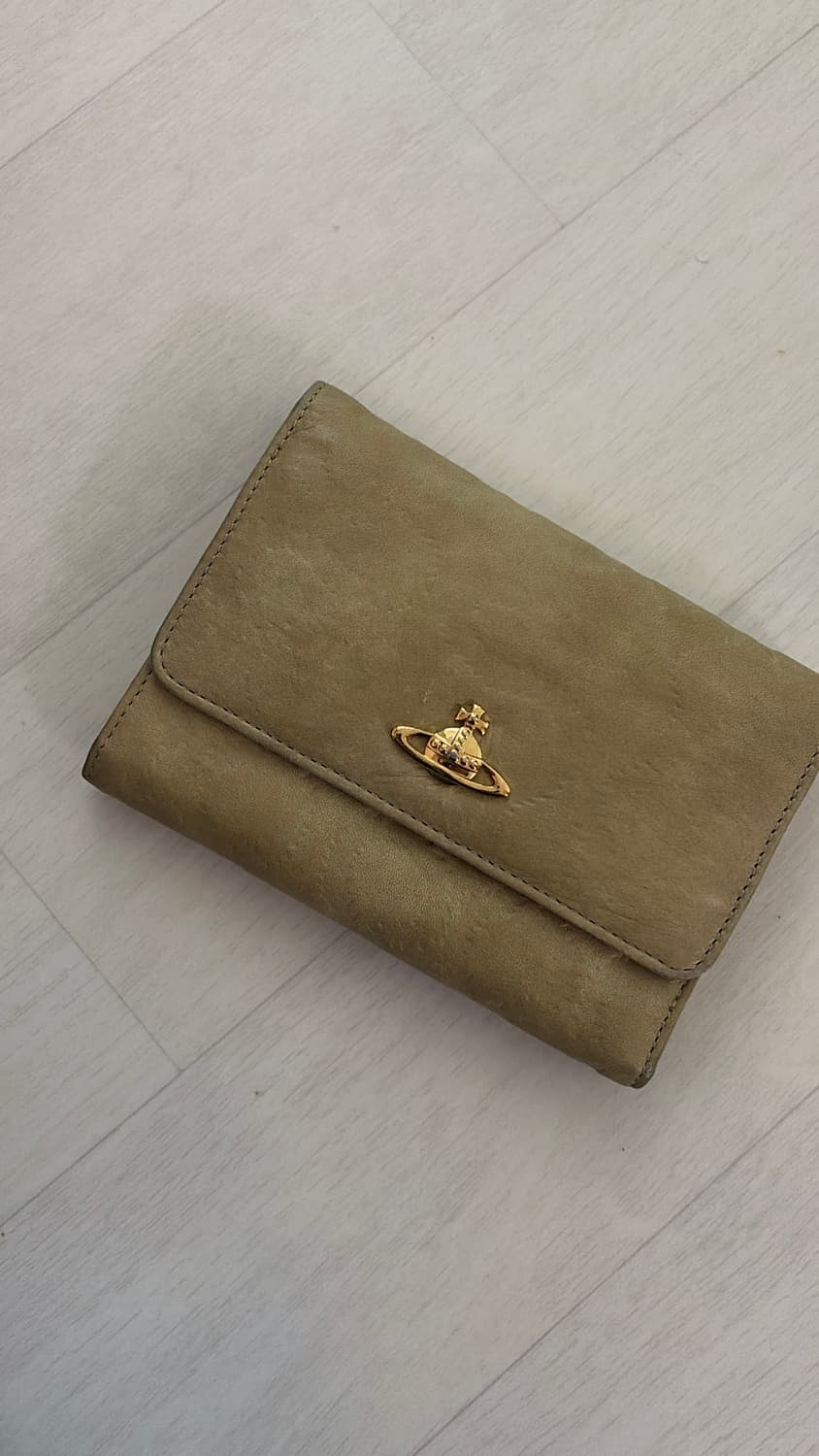 비비안웨스트 우드 겨자색 반지갑 정품  상품이미지5