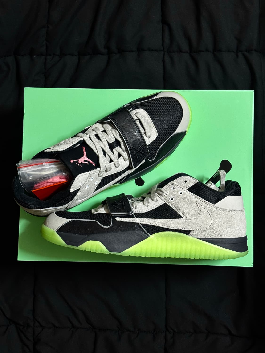 [305] 트래비스 스캇 X 조던 X 체이스B 점프맨 잭 TR 상품이미지1