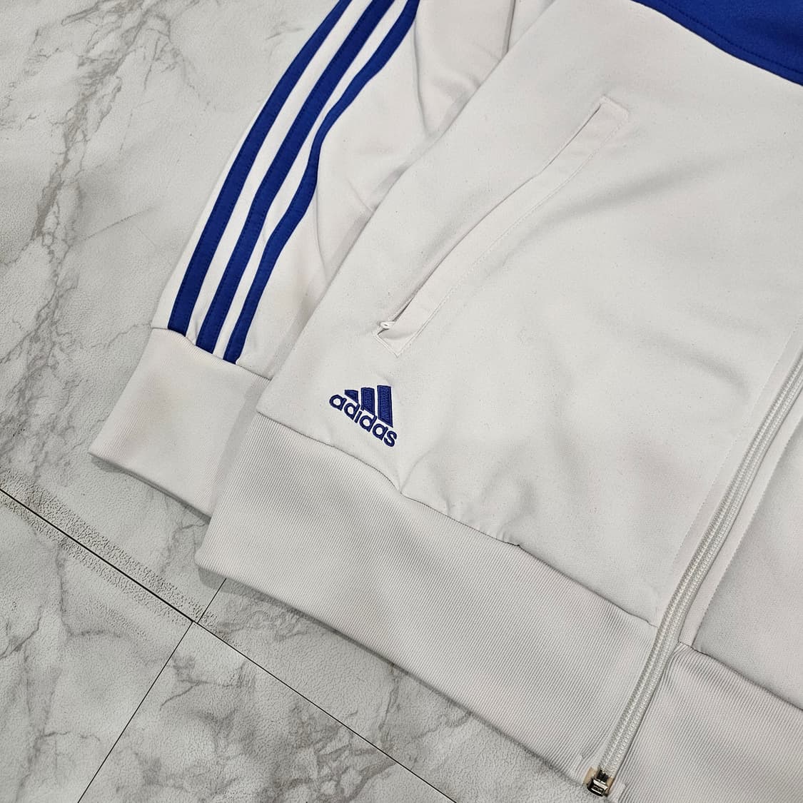 희귀 아디다스 첼시 화이트 블루 대대장 트랙탑 L 상품이미지3