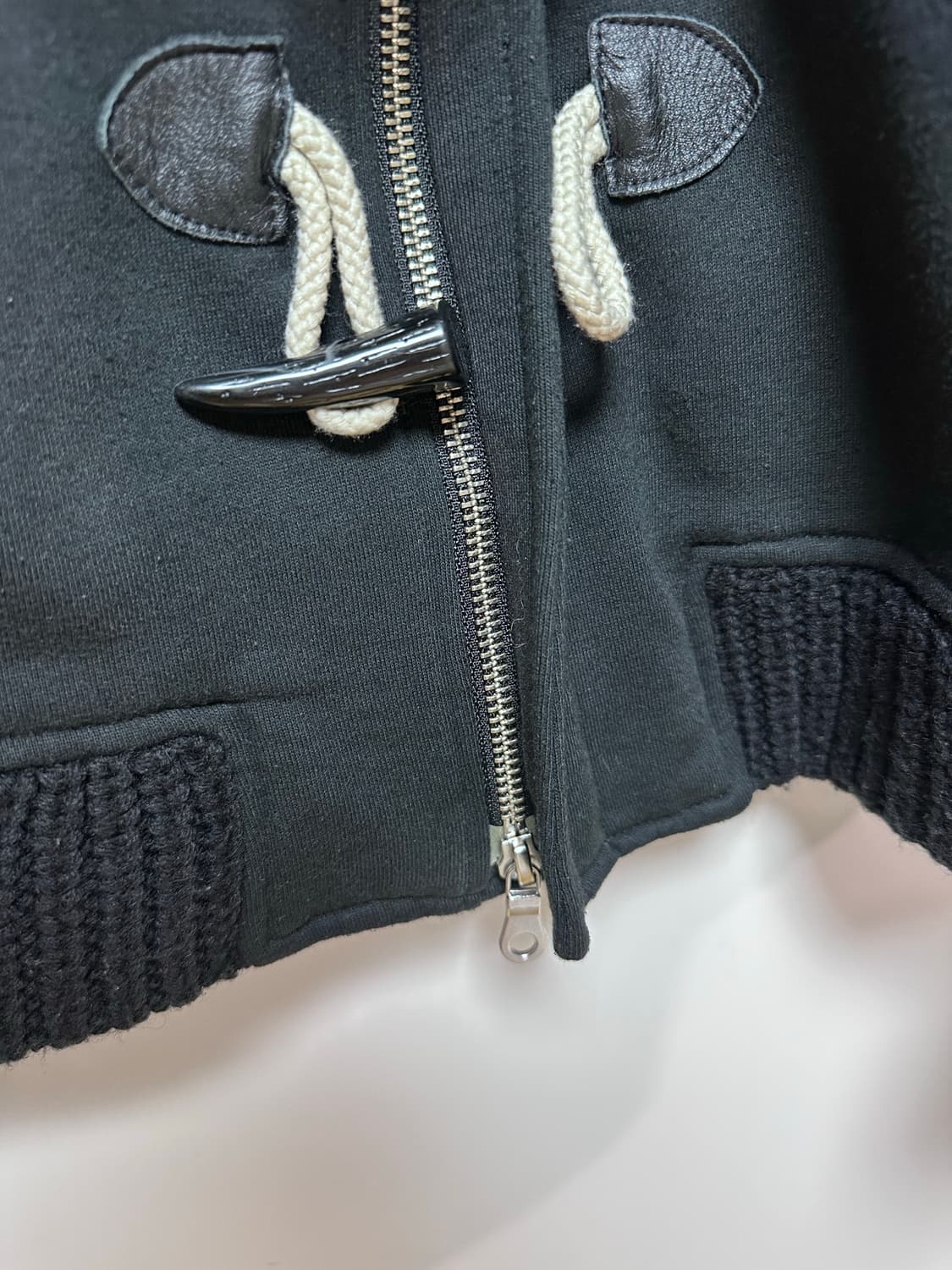 하이넥 빅카라 니트 검정색 토글 떡볶이 숏 코트 집업 상품이미지2