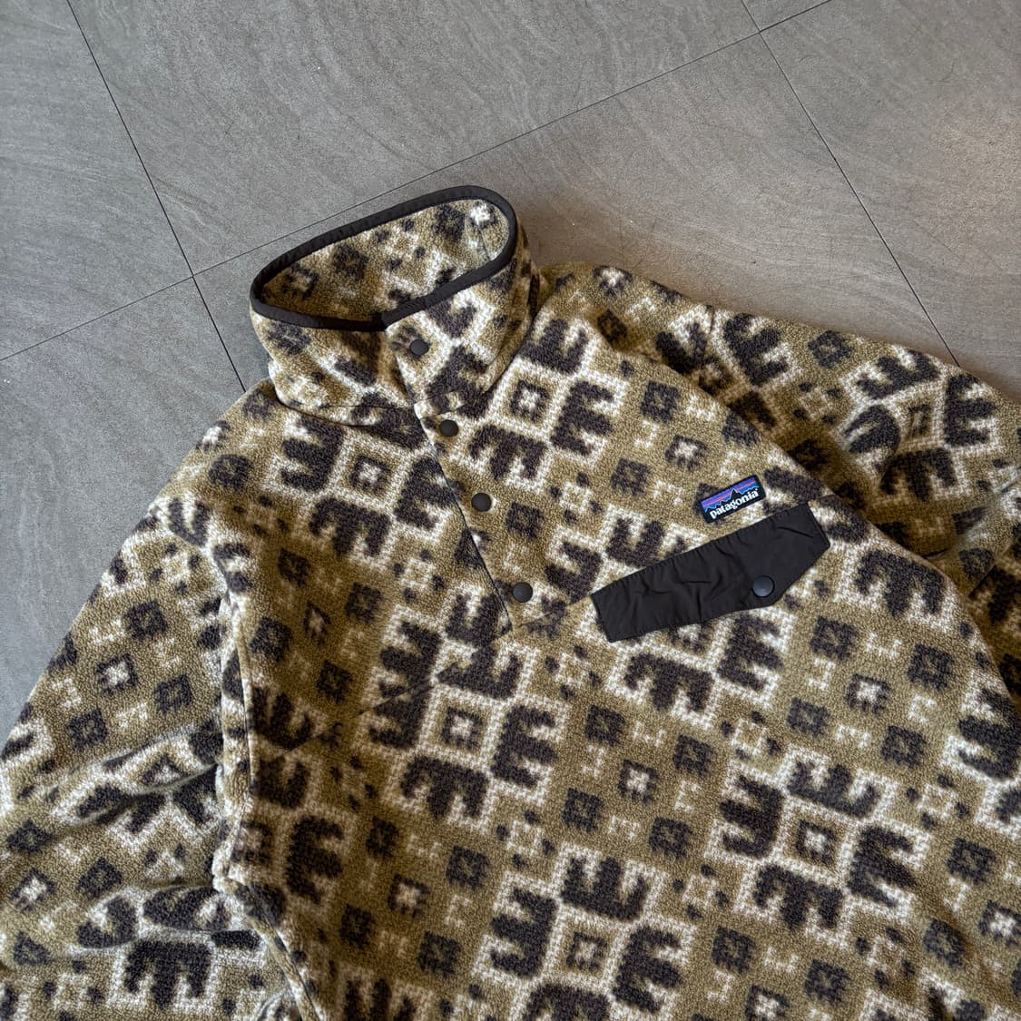 파타고니아 정품 신칠라 스냅티  상품이미지2