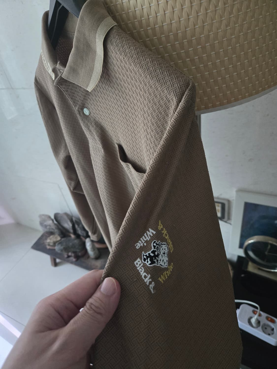 블랙앤화이트 긴팔 카라티   상품이미지3