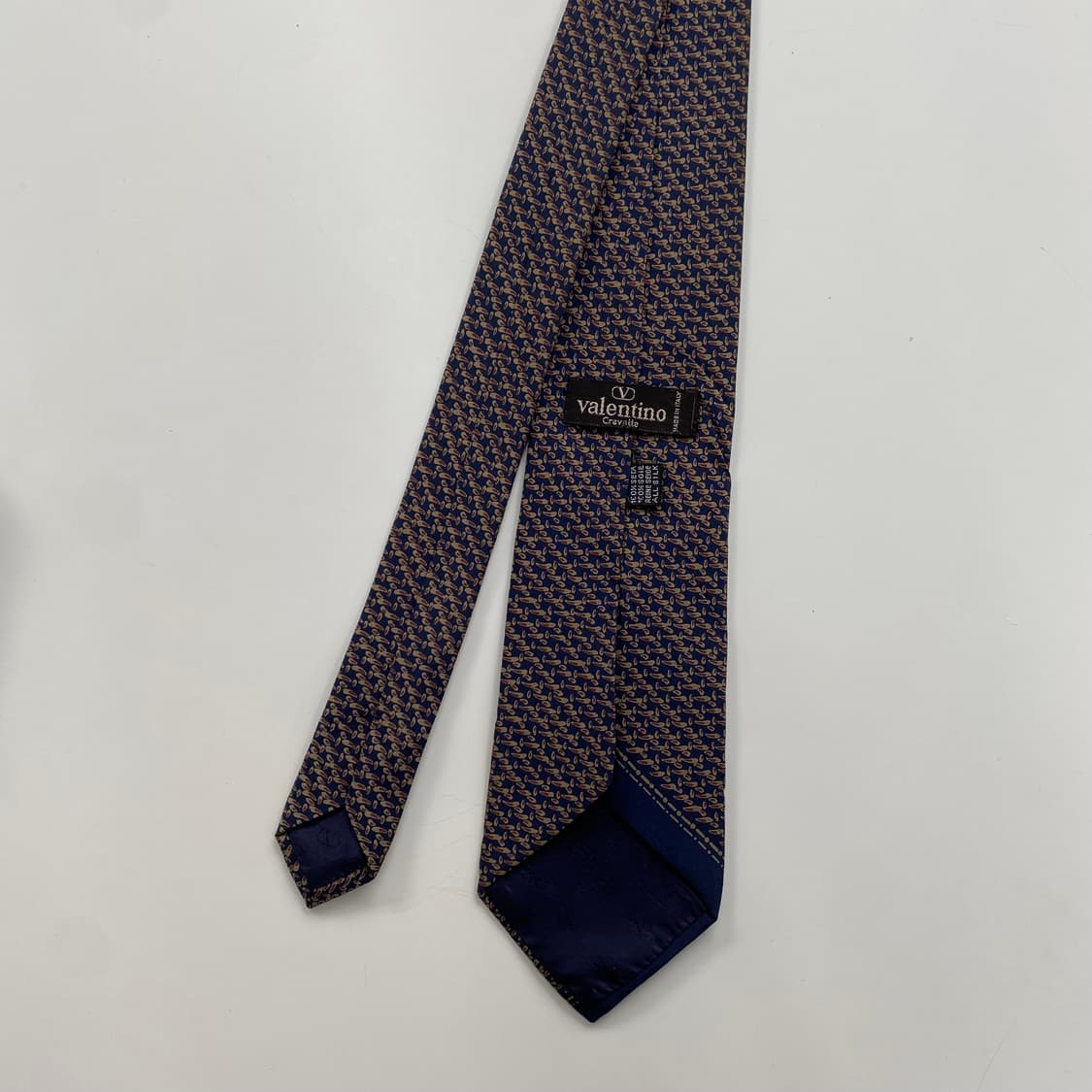 발렌티노(VALENTINO) 명품 정품 넥타이 8.6cm 상품이미지3