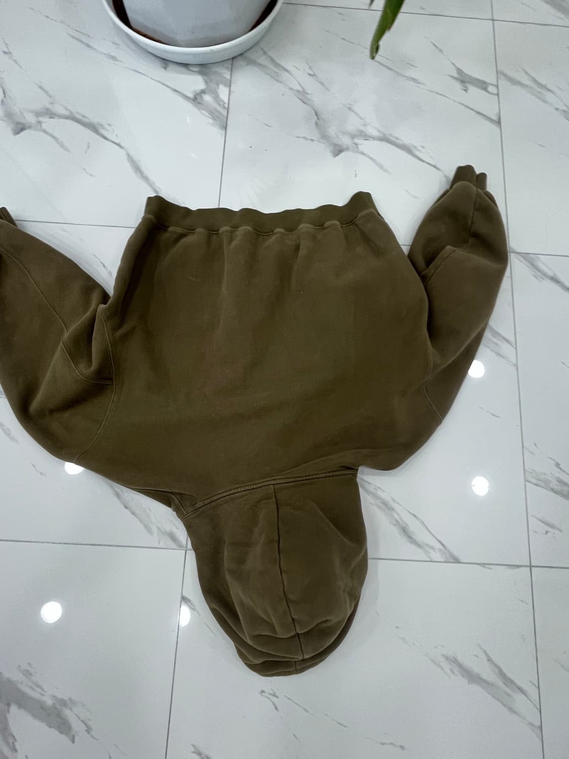 엠오오 기모 프린팅 후드티 카키 상품이미지3