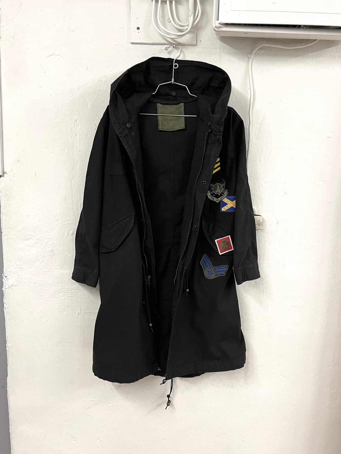 미스터앤미세스 아플리케 패치 밀리터리 코트 상품이미지4