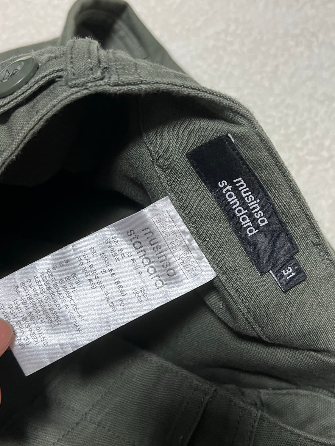 무신사스탠다드 카키 팬츠 상품이미지2