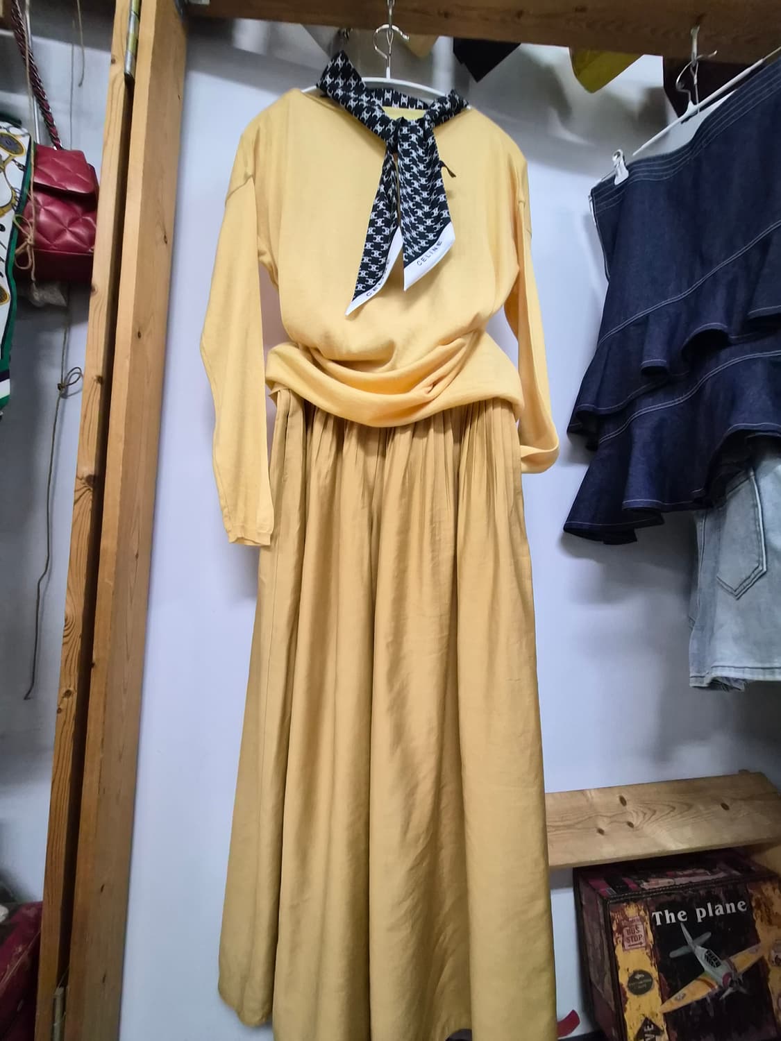 돌체비타 보트넥 니트. 레이온 와이드팬츠 상품이미지1