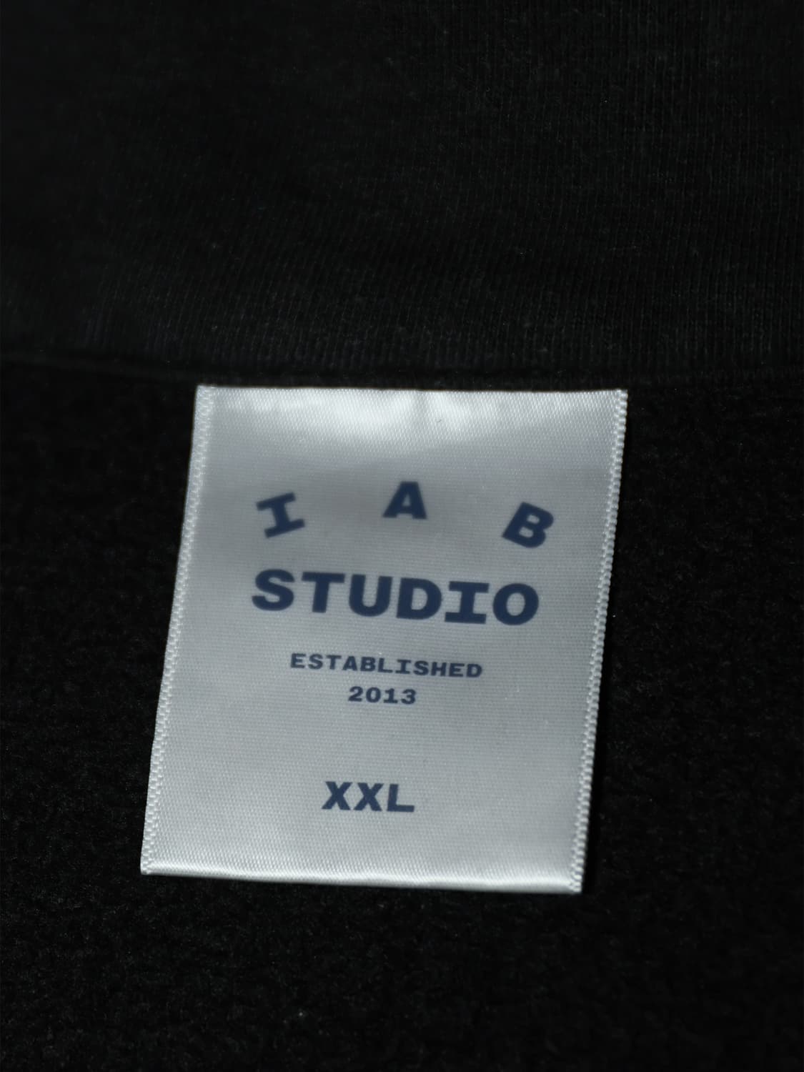 [정품]아이앱 스튜디오 하프 반집업 맨투맨 블랙 XXL 상품이미지7