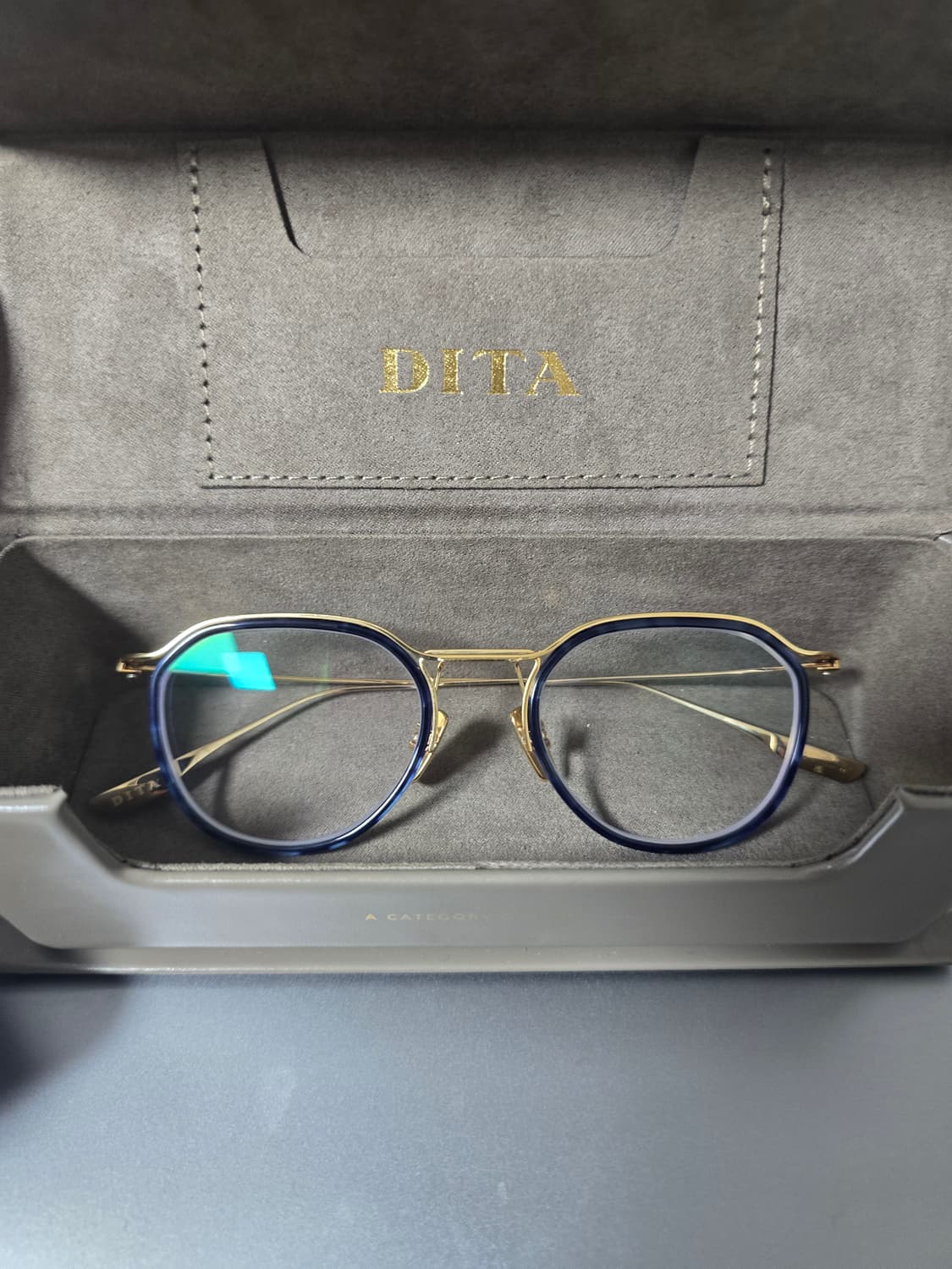 DITA 디타 스키마2 블루&골드 상품이미지1