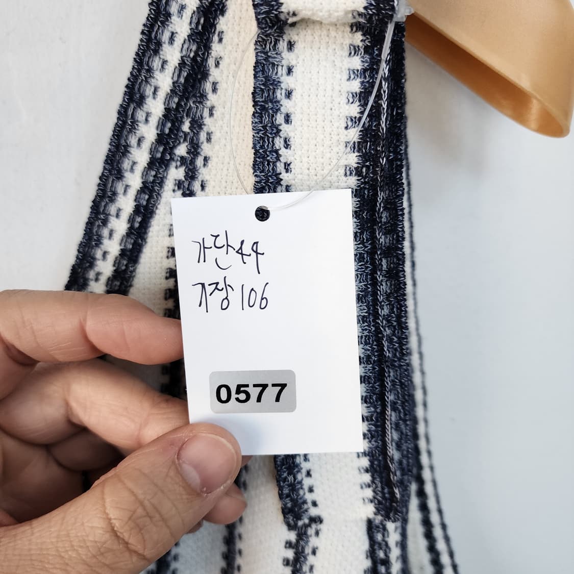 율라존슨 스트라이프 니트 민소매 원피스 상품이미지5