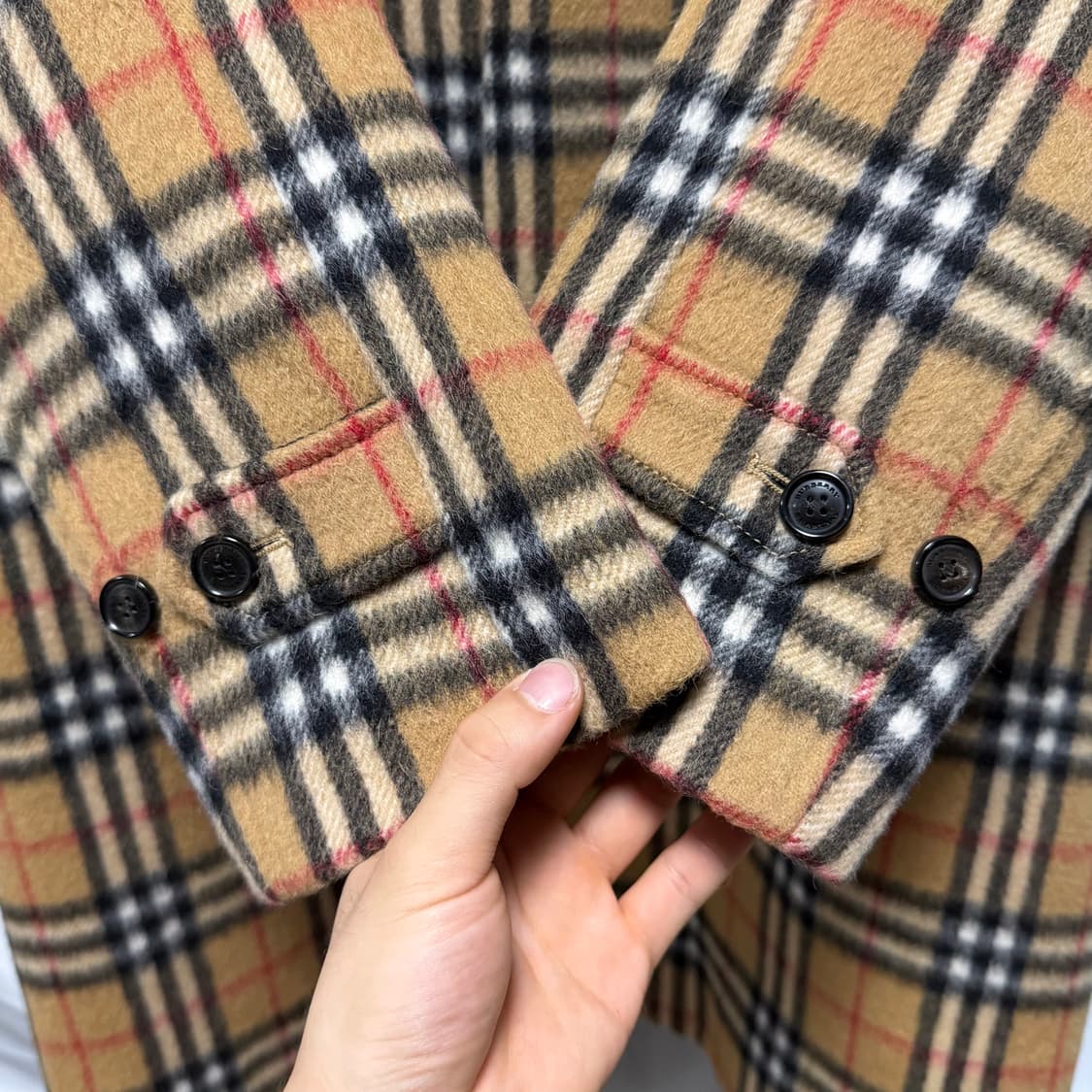 [S+급/52] 버버리 캠든 알파카 체크 코트 상품이미지8