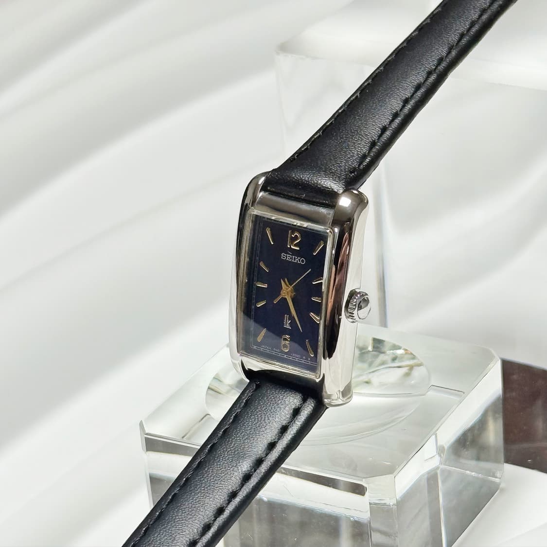 90s 빈티지 세이코 루키아 네이비 청판 렉탱글 스퀘어 워치 상품이미지3