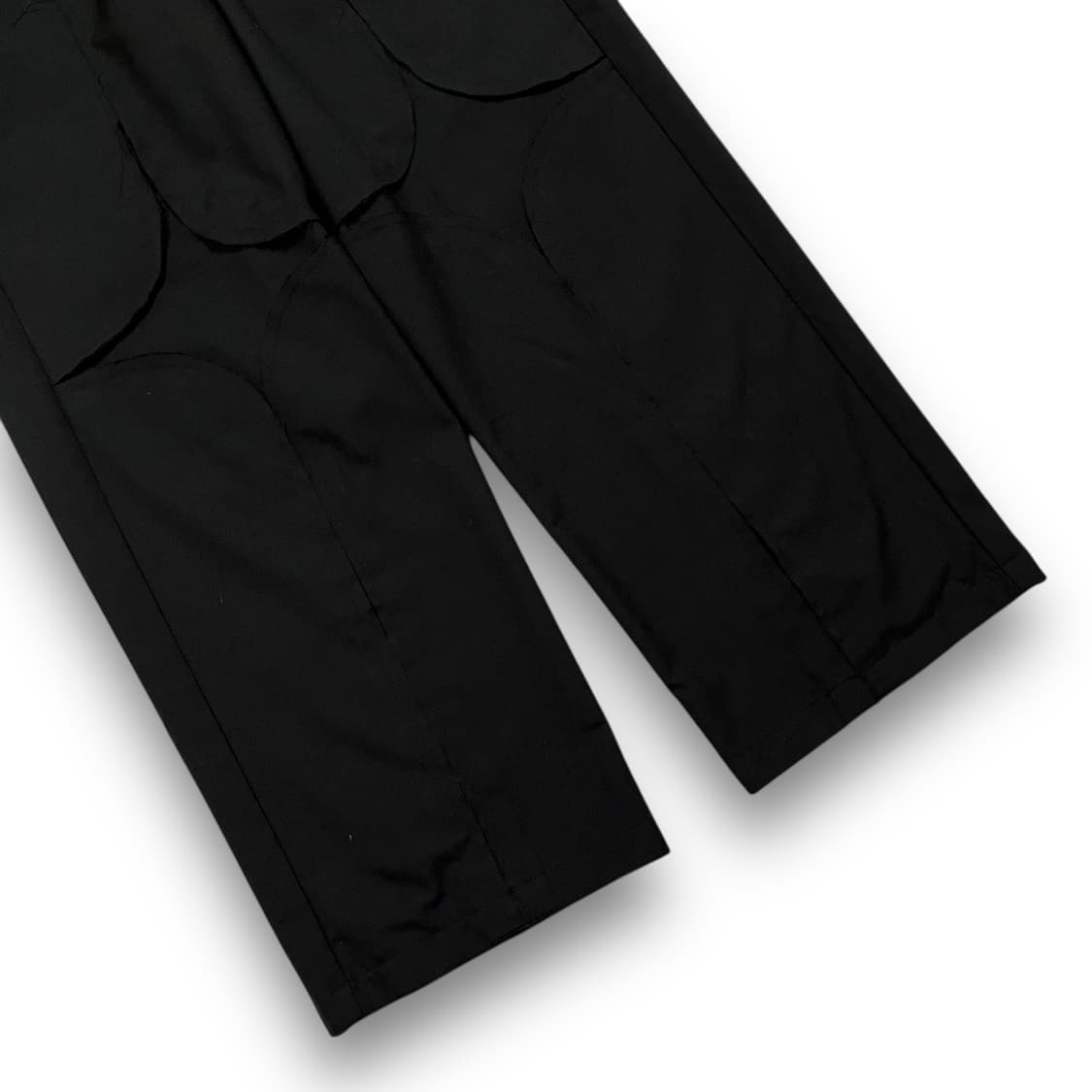 DNSR 다이아몬드 컷아웃 딥 다크 슬랙스 상품이미지3