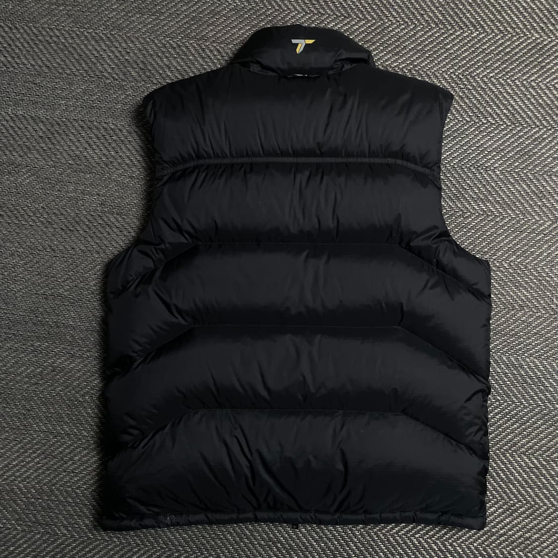 컬럼비아 USA 티타늄 투웨이 구스다운 베스트 블랙y 5418 상품이미지5